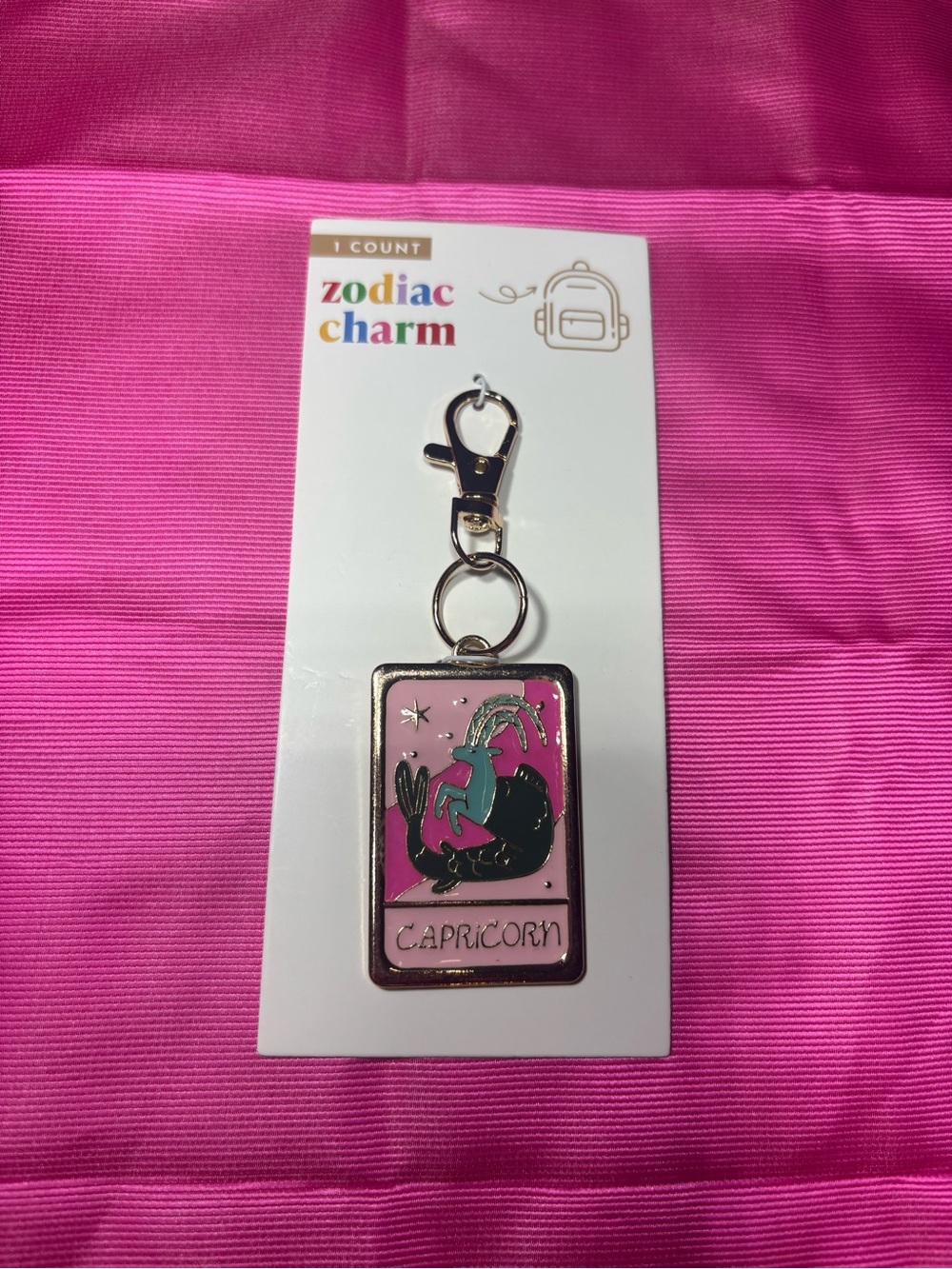 New Bag Charm Zodiac Charm Capricorn Key Clip - Pink